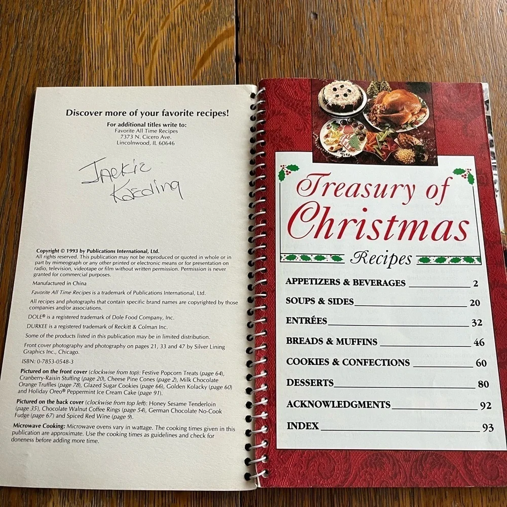 Treasury of Christmas Recipes Cookbook